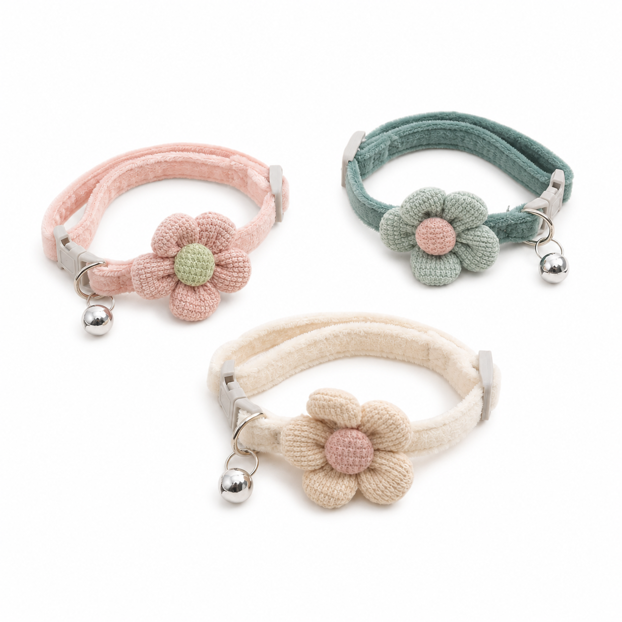 Cute Flower Pet Collar with Bell | Adjustable Breakaway Collar for Cats, Kittens & Small Dogs